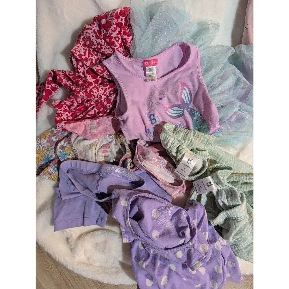 Assorted Brands large girls